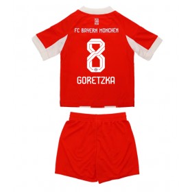 Baby Fußballbekleidung Bayern Munich Leon Goretzka #8 Heimtrikot 2025-26 Kurzarm (+ kurze hosen)